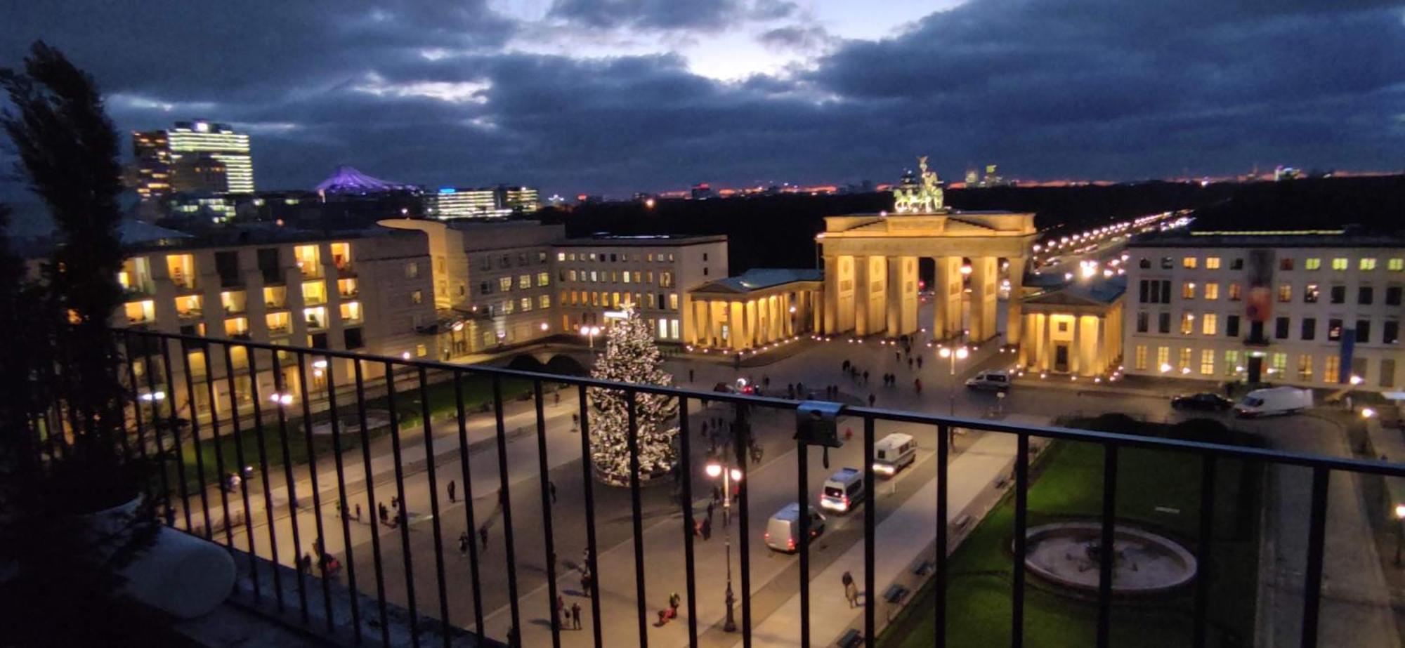 Апарт отель Nexliving Berlin Brandenburger Tor Экстерьер фото